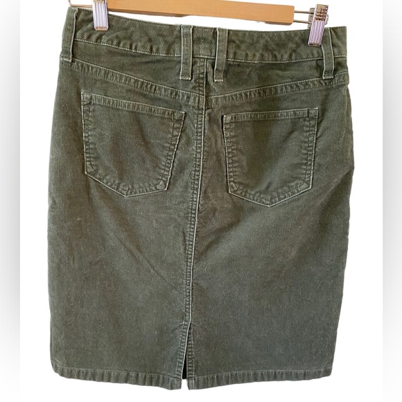 L L Bean Skirt Corduroy Classic Fit Green Size 4 - Picture 2 of 5